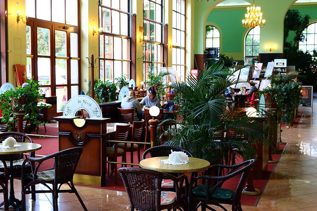 Polonia Hotel Kudowa-Zdrój Exterior foto